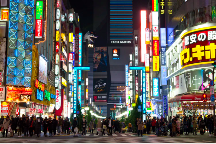 Kabukicho Tokyo by Night, 1 stop on our 2 Day Tokyo Itinerary